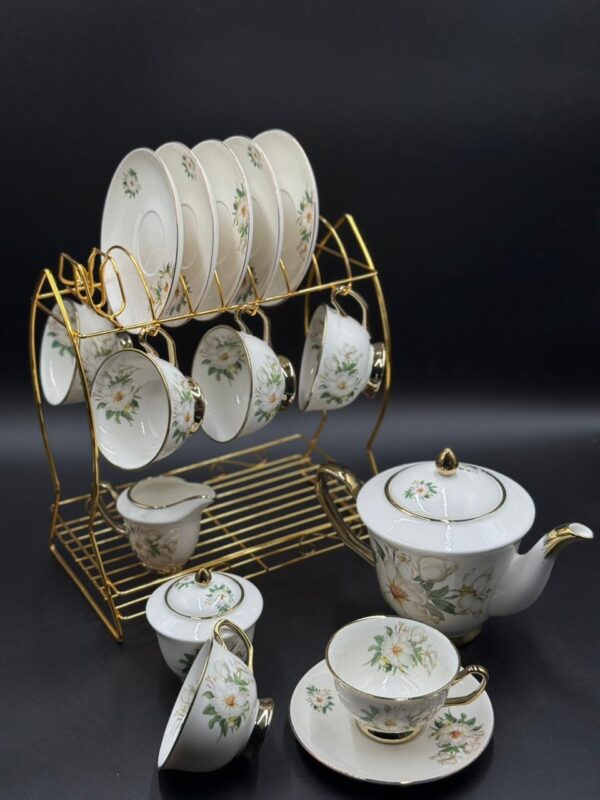 The Perfect 18-Piece Bone China Tea Set For Gift Set