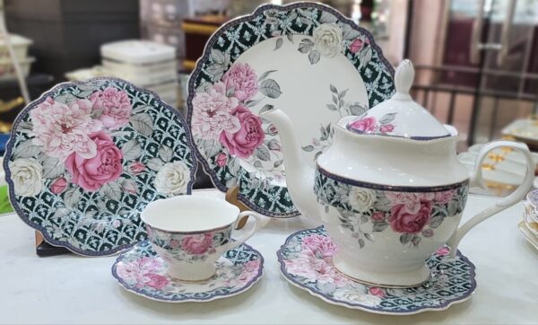 24-Piece Bone China Tea Set with Floral Design