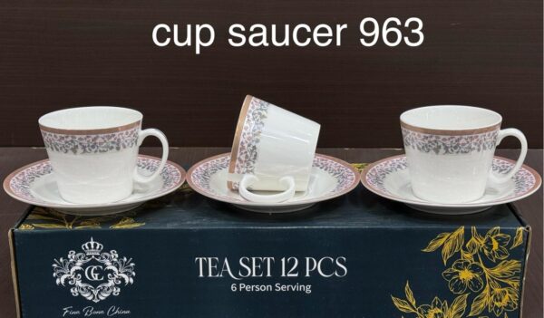 Elegant Bone China Tea Set – 6-Person Serving